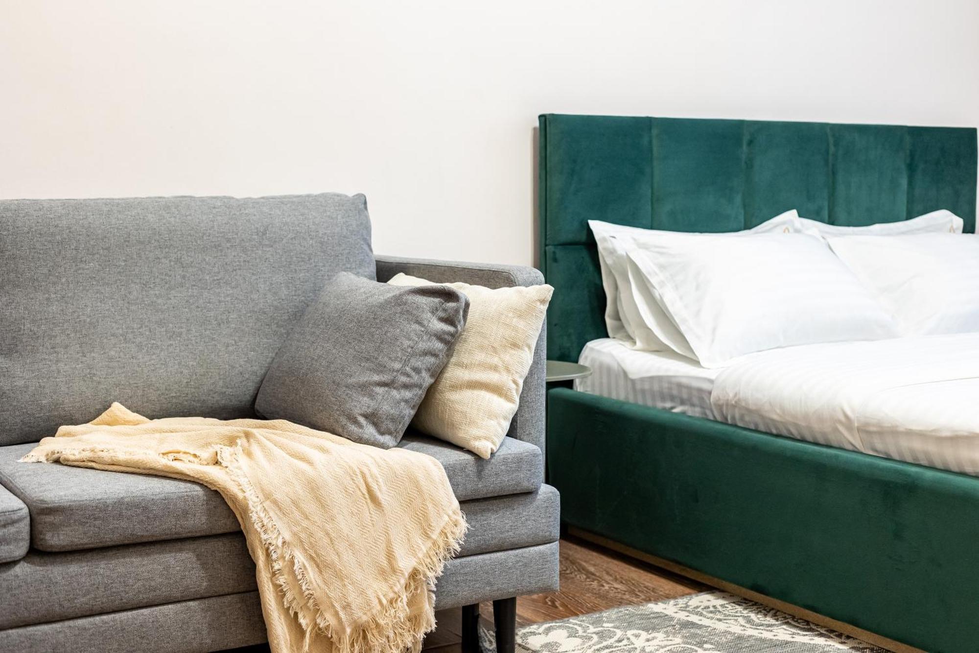 Avangard LChin*M Apartment Lviv Buitenkant foto