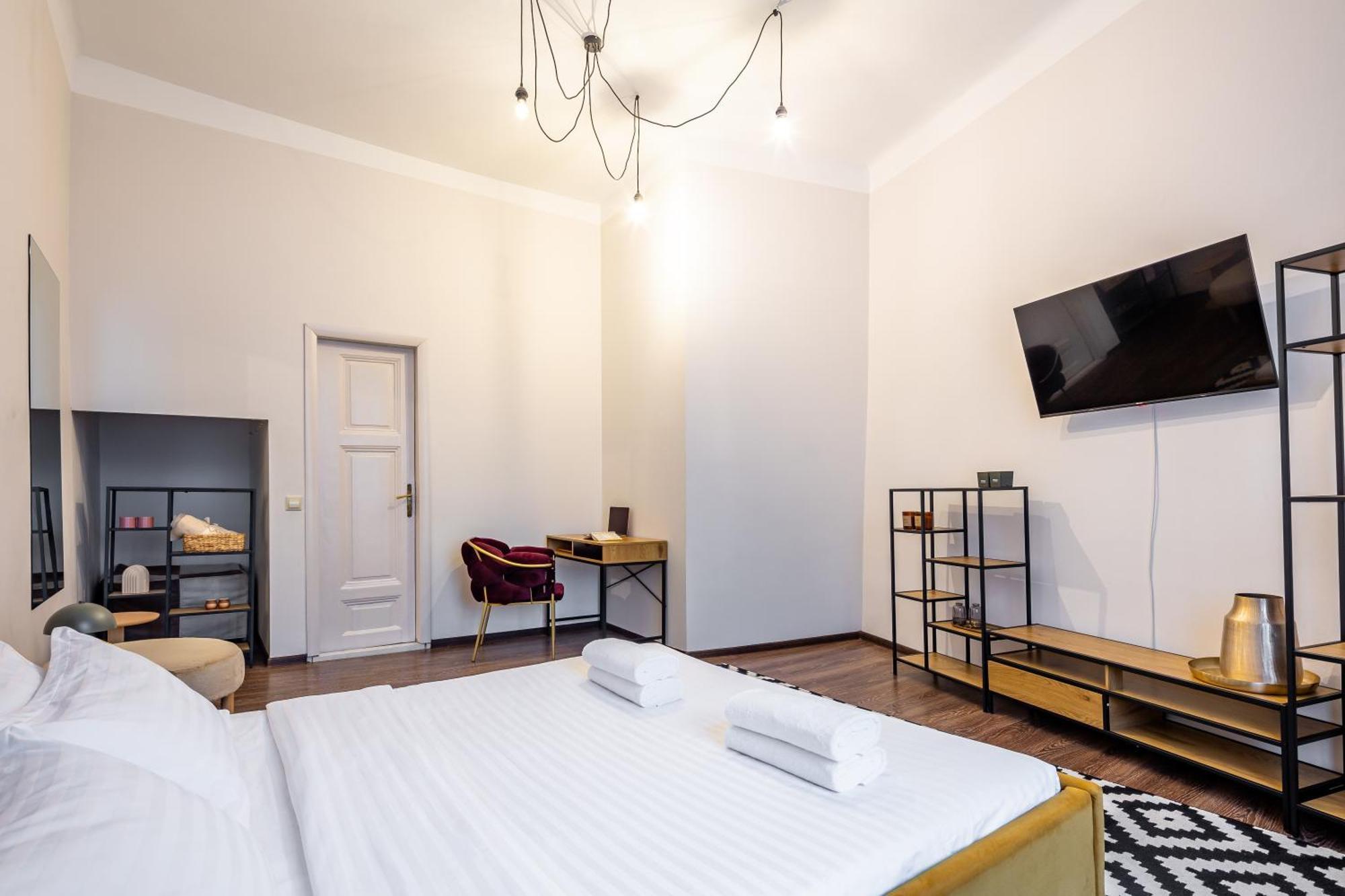 Avangard LChin*M Apartment Lviv Buitenkant foto