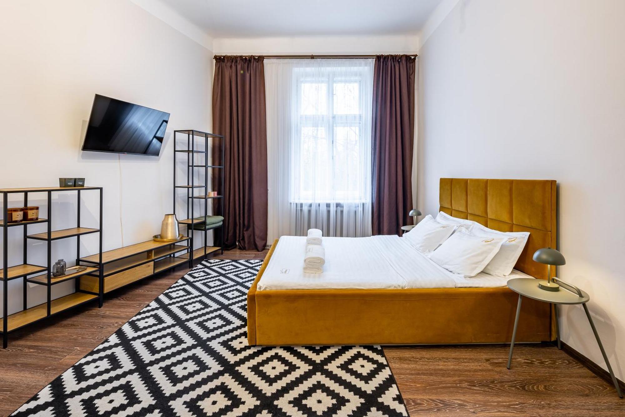 Avangard LChin*M Apartment Lviv Buitenkant foto