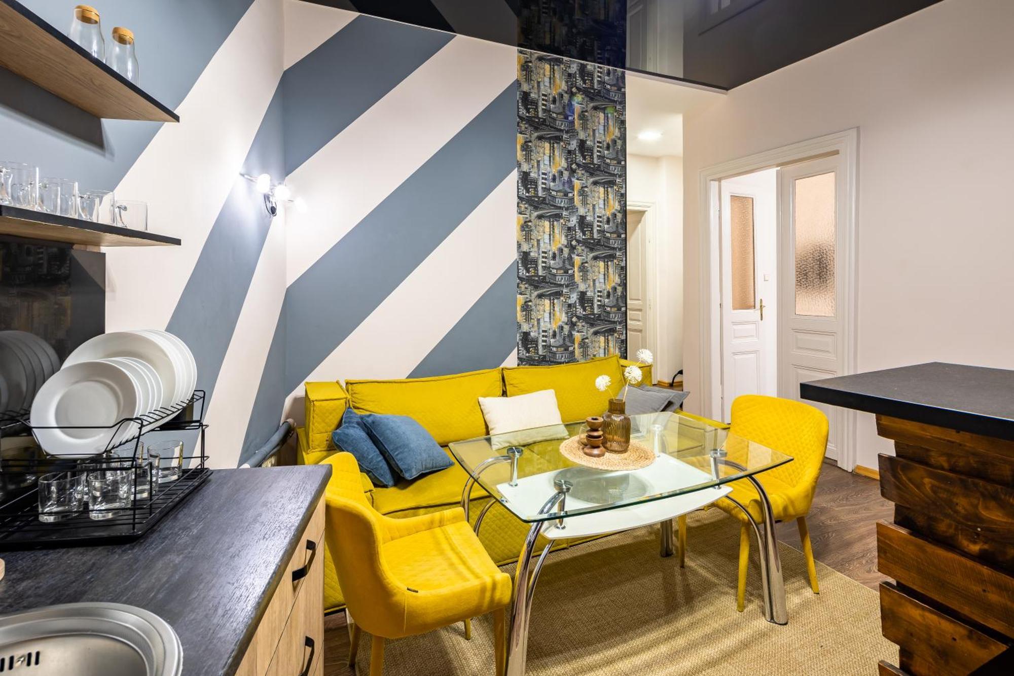 Avangard LChin*M Apartment Lviv Buitenkant foto